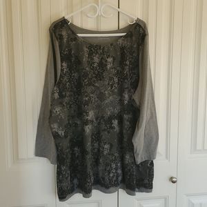 NWOT DC Jeans long-sleeved t-shirt